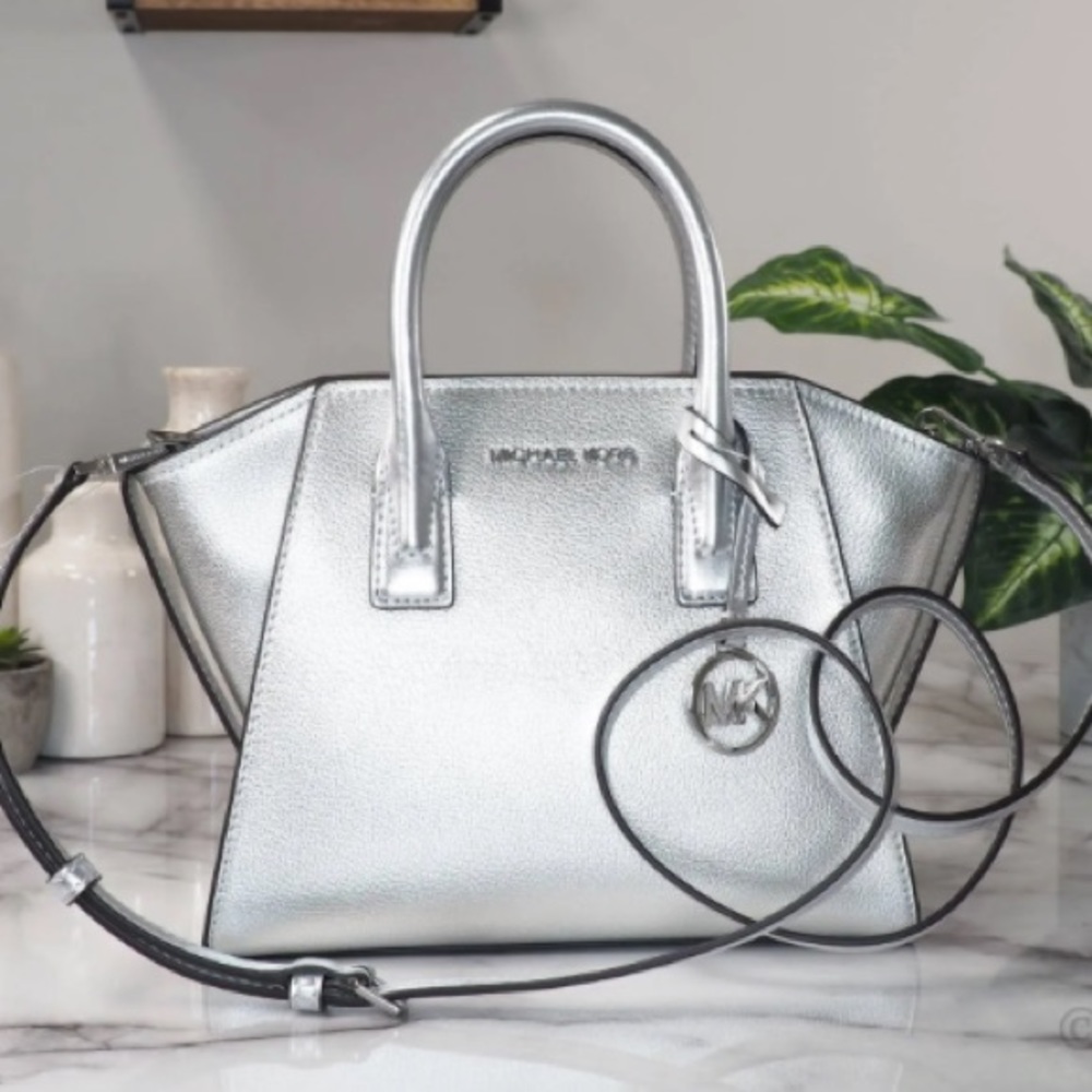 Michael Kors Crossbody silver hardware